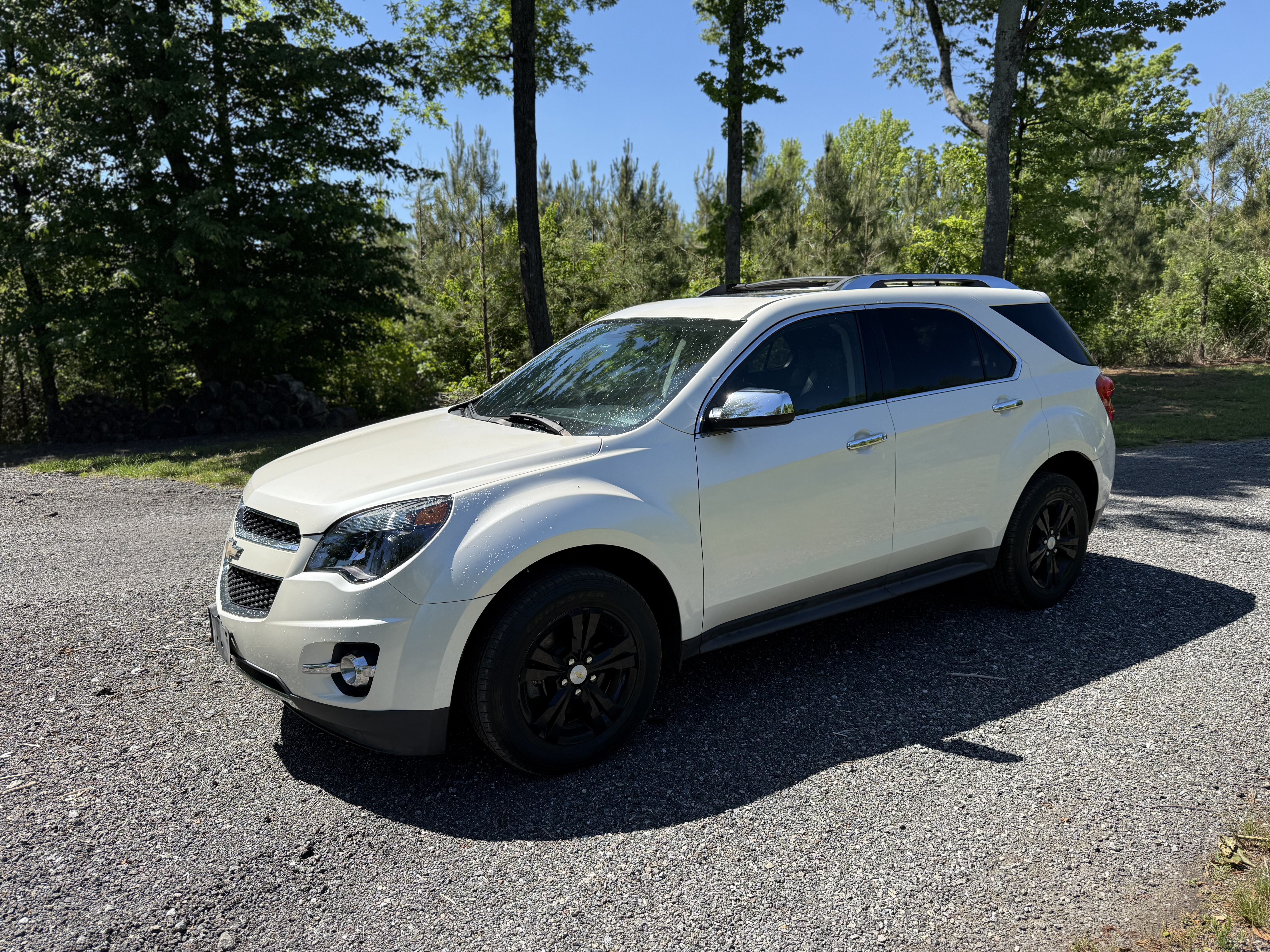 Used 2013 Chevrolet Equinox LTZ AWD/4WD image 2