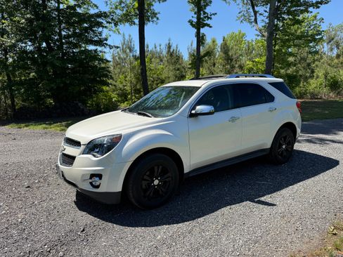 Used 2013 Chevrolet Equinox LTZ AWD/4WD image 2
