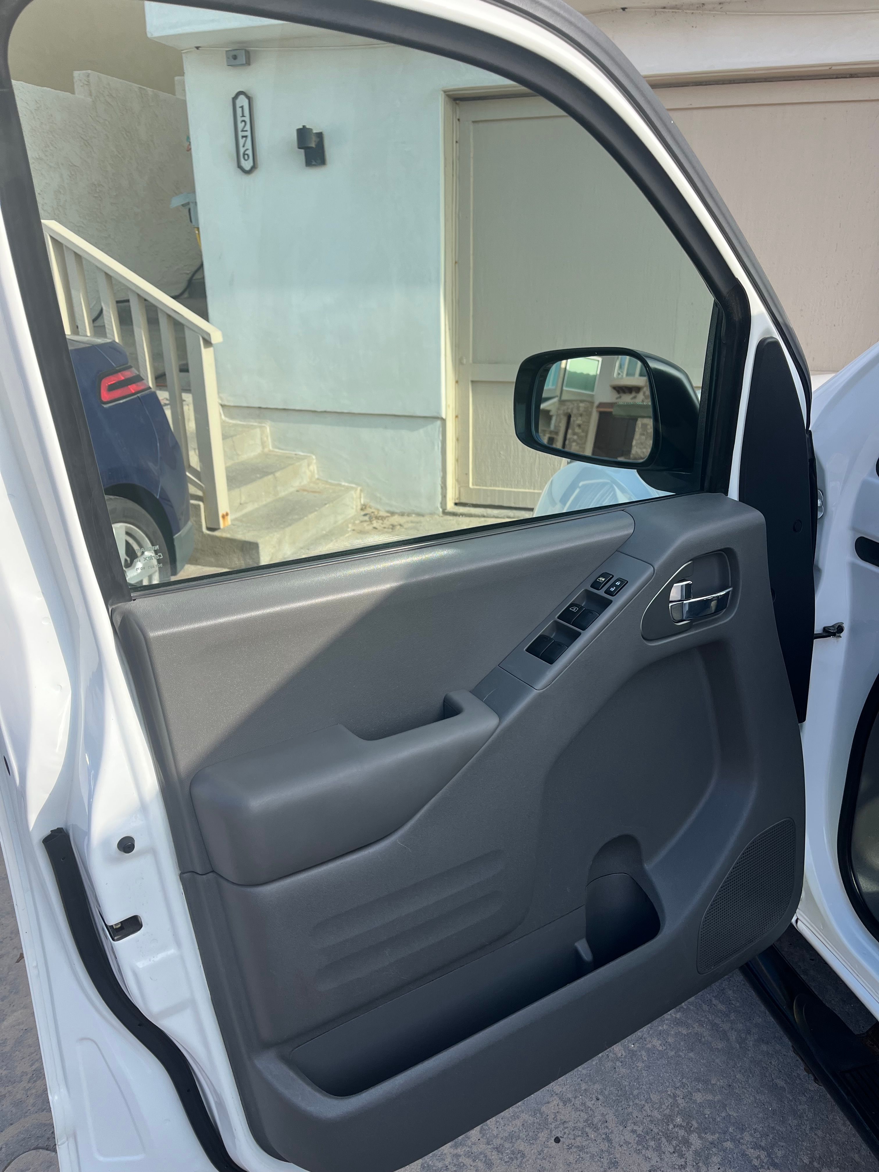 Used 2017 Nissan Frontier SV RWD image 18