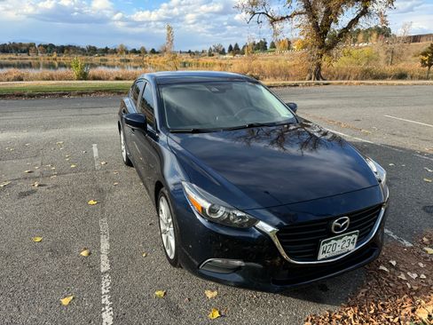 Used 2017 MAZDA MAZDA3 Touring image 1