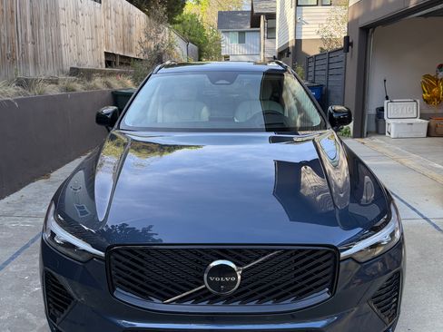 Used 2026 Volvo XC60 T8 Ultra w/ Protection Package Premier image 5