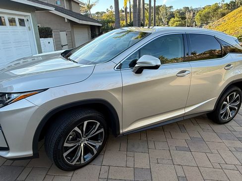 Used 2016 Lexus RX 350 FWD image 2