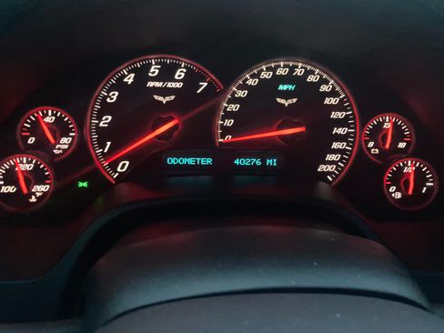 Used 2012 Chevrolet Corvette Grand Sport w/ 3LT Preferred Equipment Group RWD image 20