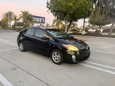 Used 2011 Toyota Prius Two image 4