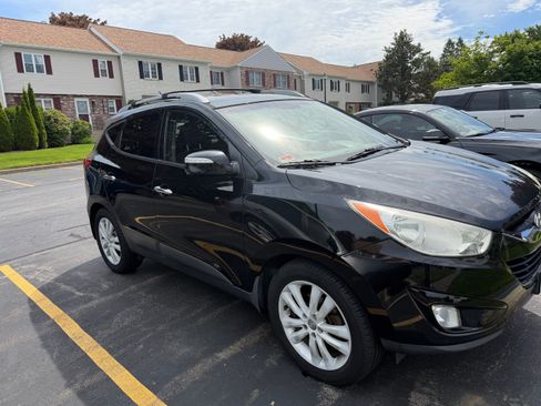 Used 2013 Hyundai Tucson Limited FWD image 2