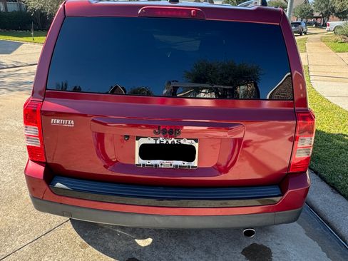 Used 2014 Jeep Patriot Sport w/ Power Value Group image 8