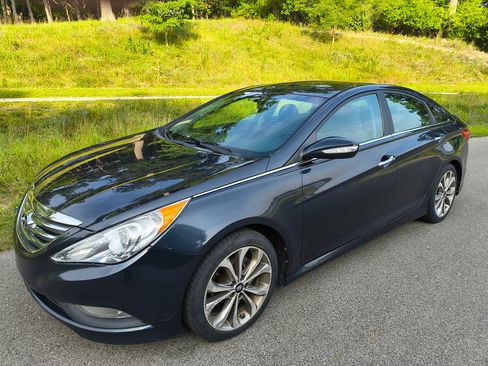Used 2014 Hyundai Sonata SE w/ Premium Package 04 image 2