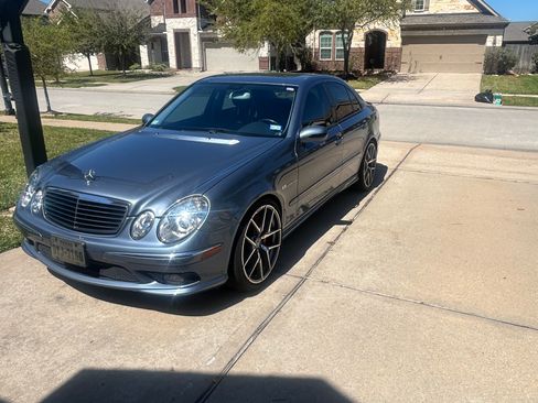 Used 2003 Mercedes-Benz E 55 AMG Sedan image 2