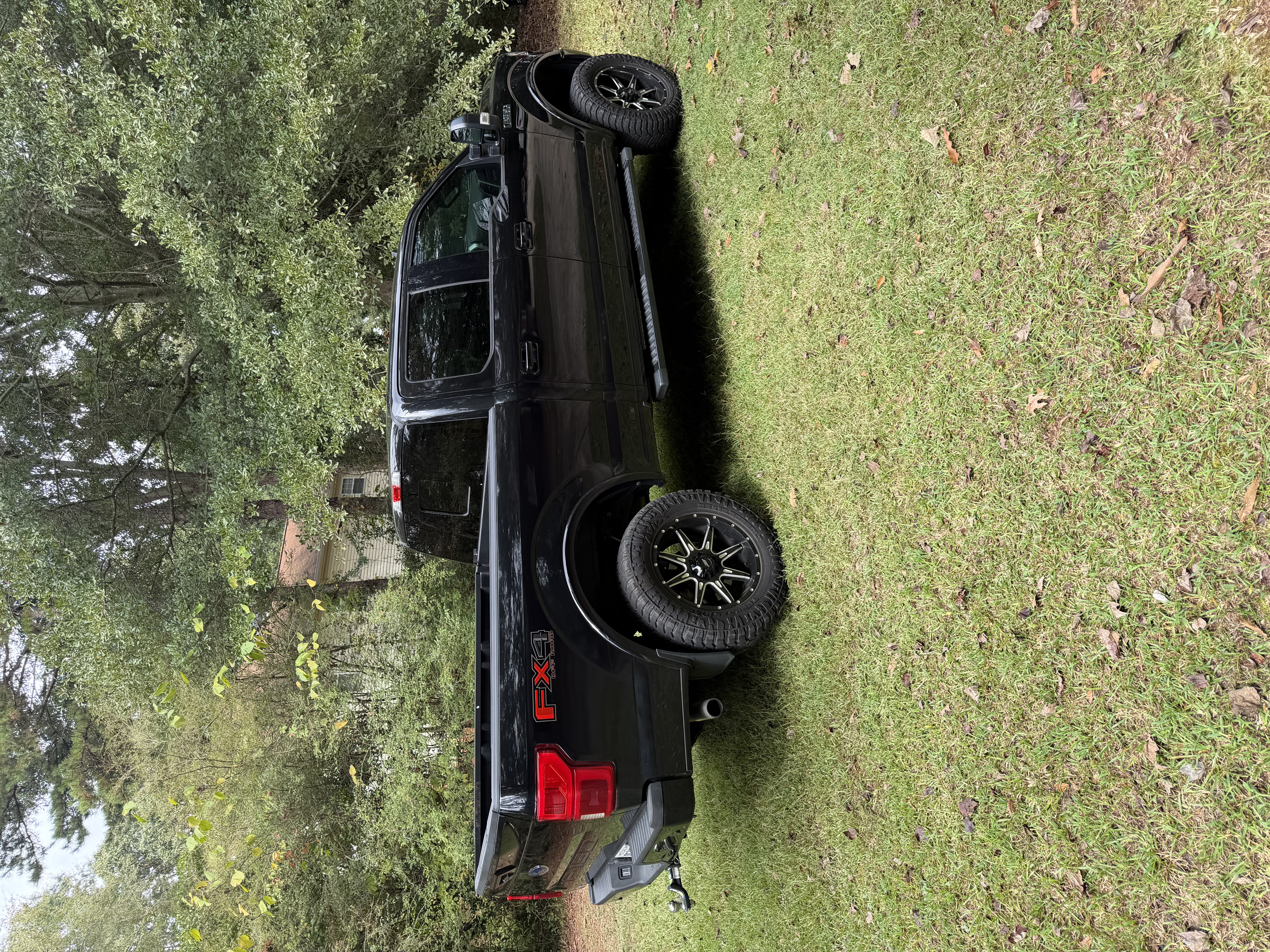 Used 2020 Ford F150 Lariat AWD/4WD image 5