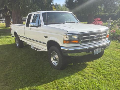 Used 1997 Ford F250 4x4 SuperCab Heavy Duty image 1