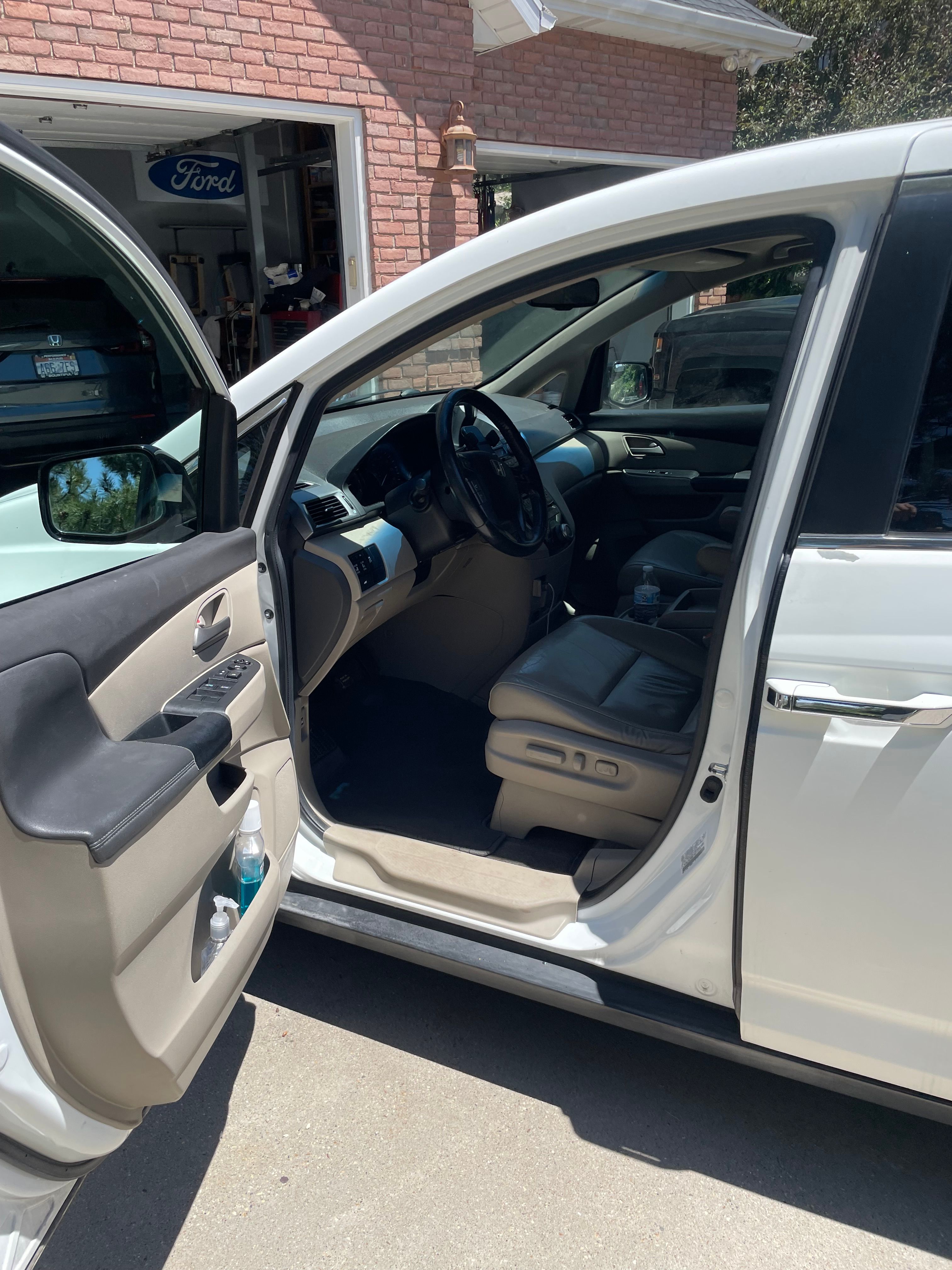 Used 2011 Honda Odyssey EX-L image 16