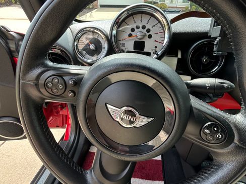 Used 2014 MINI Cooper S FWD image 22