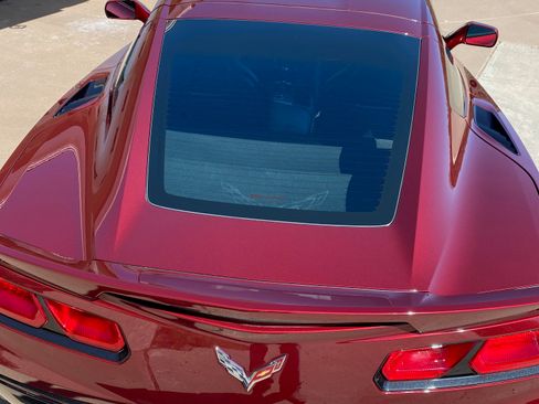 Used 2016 Chevrolet Corvette Stingray Coupe 2D image 9