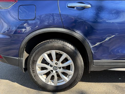 Used 2019 Nissan Rogue S w/ Special Edition Package image 12