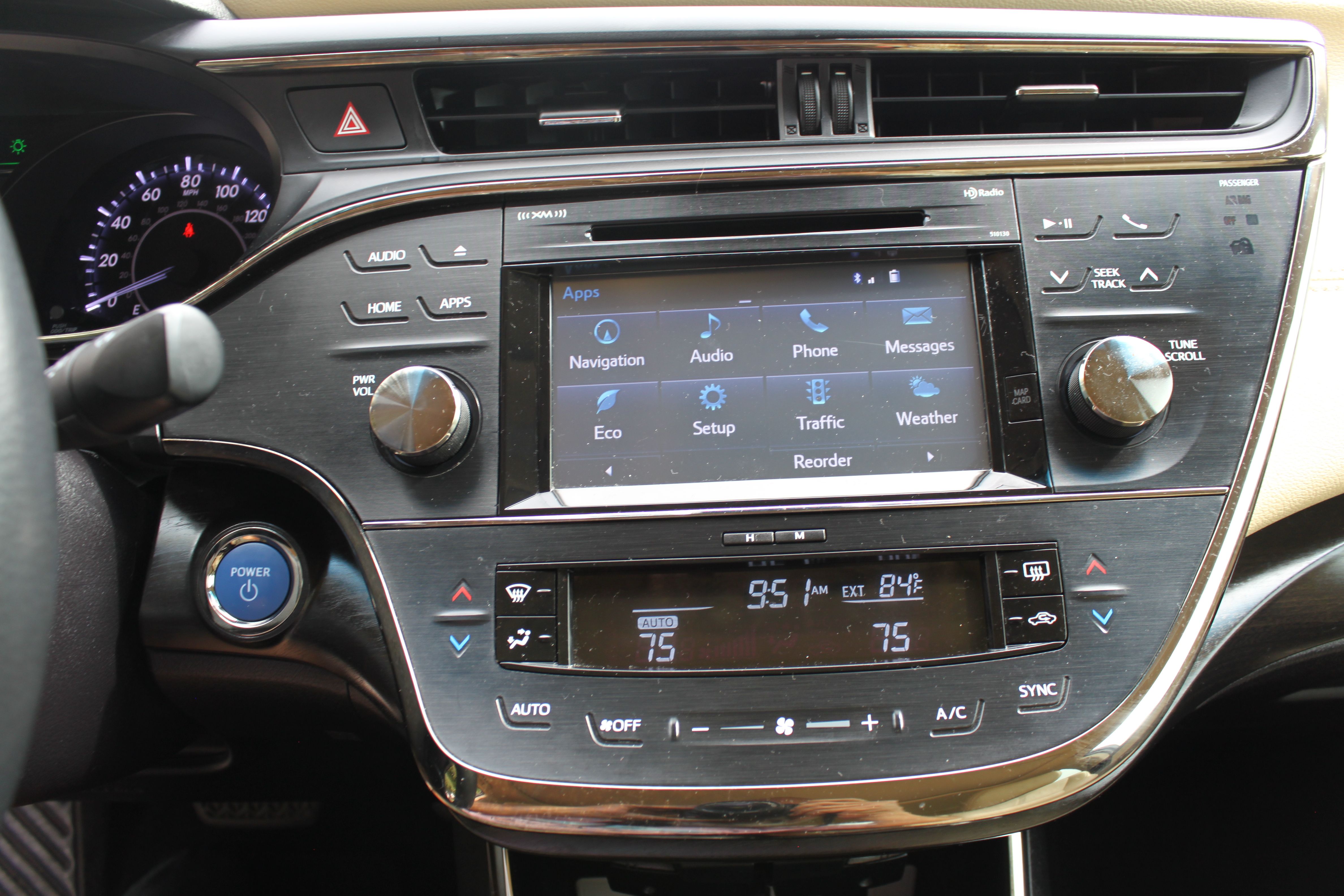 Used 2018 Toyota Avalon XLE Premium FWD image 22