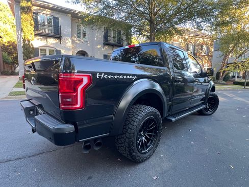 Used 2015 Ford F150 Lariat w/ Equipment Group 502A Luxury image 9
