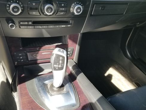 Used 2009 BMW 535i Sedan image 16