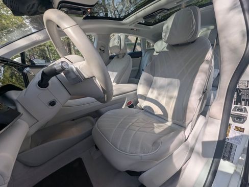 Used 2022 Mercedes-Benz EQS 580 4MATIC Sedan image 5