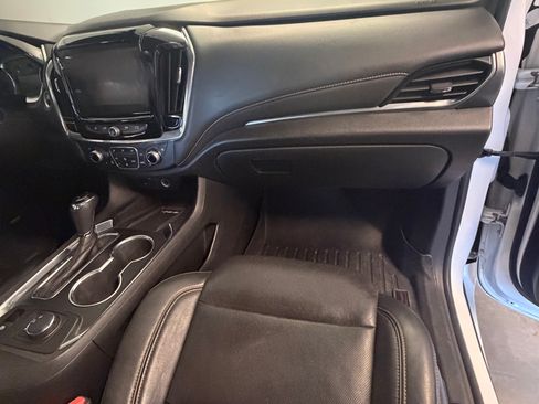 Used 2018 Chevrolet Traverse Premier w/ Driver Confidence II Package image 13