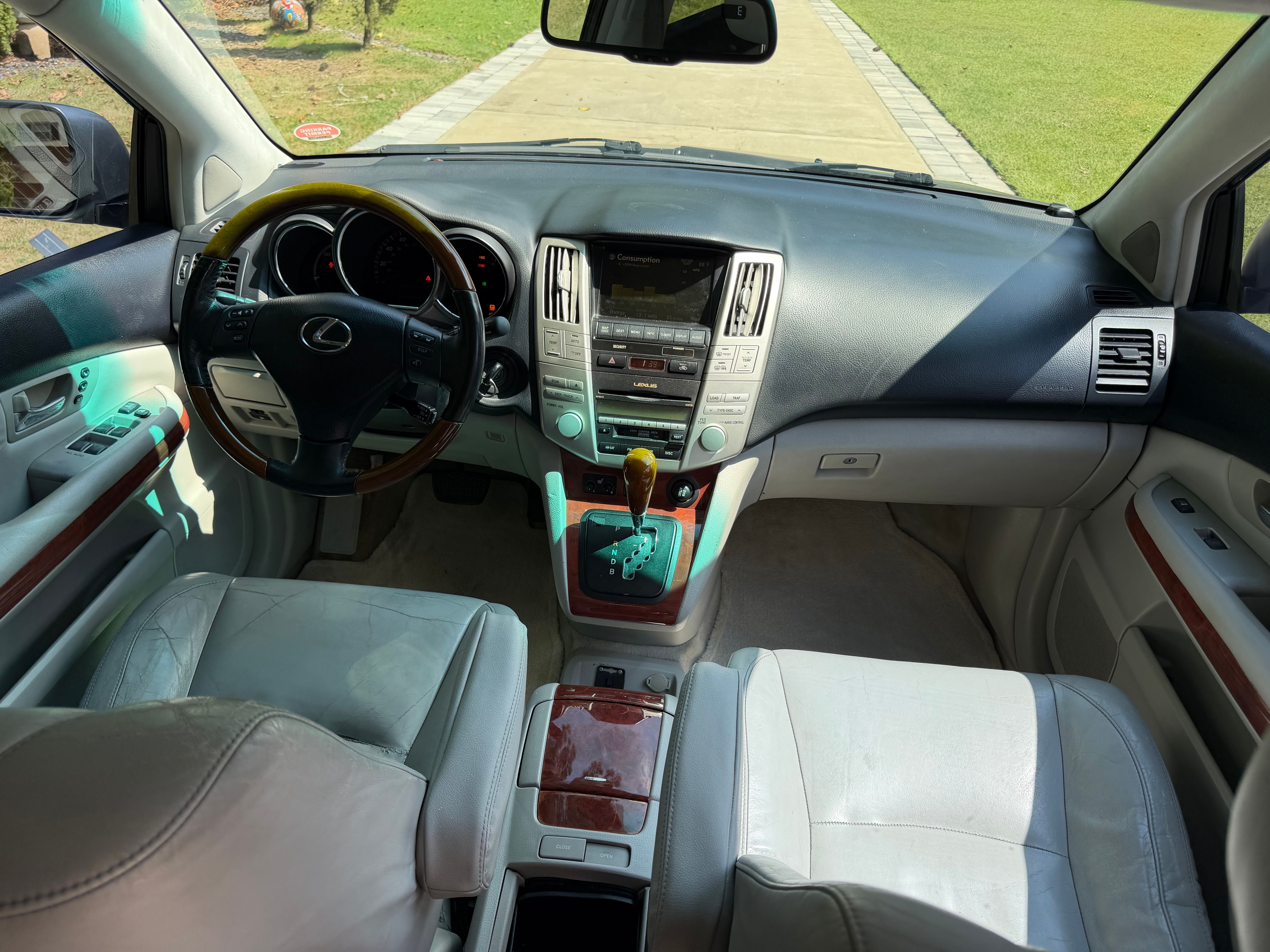 Used 2007 Lexus RX 400h 2WD image 12