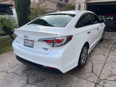 Used 2016 Hyundai Sonata Limited image 10