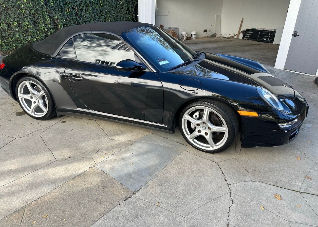 Used 2008 Porsche 911 Carrera 4 AWD/4WD image 1