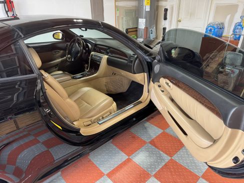 Used 2008 Lexus SC 430 Convertible image 10