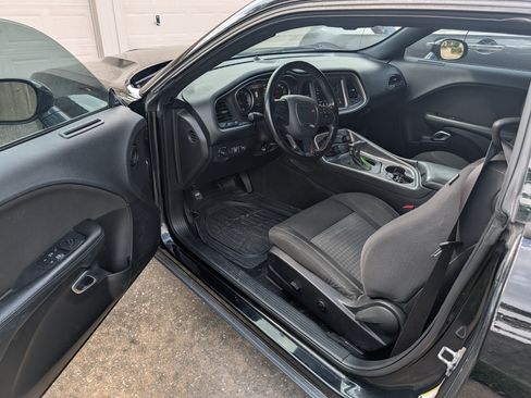 Used 2019 Dodge Challenger SXT w/ Cold Weather Group image 8