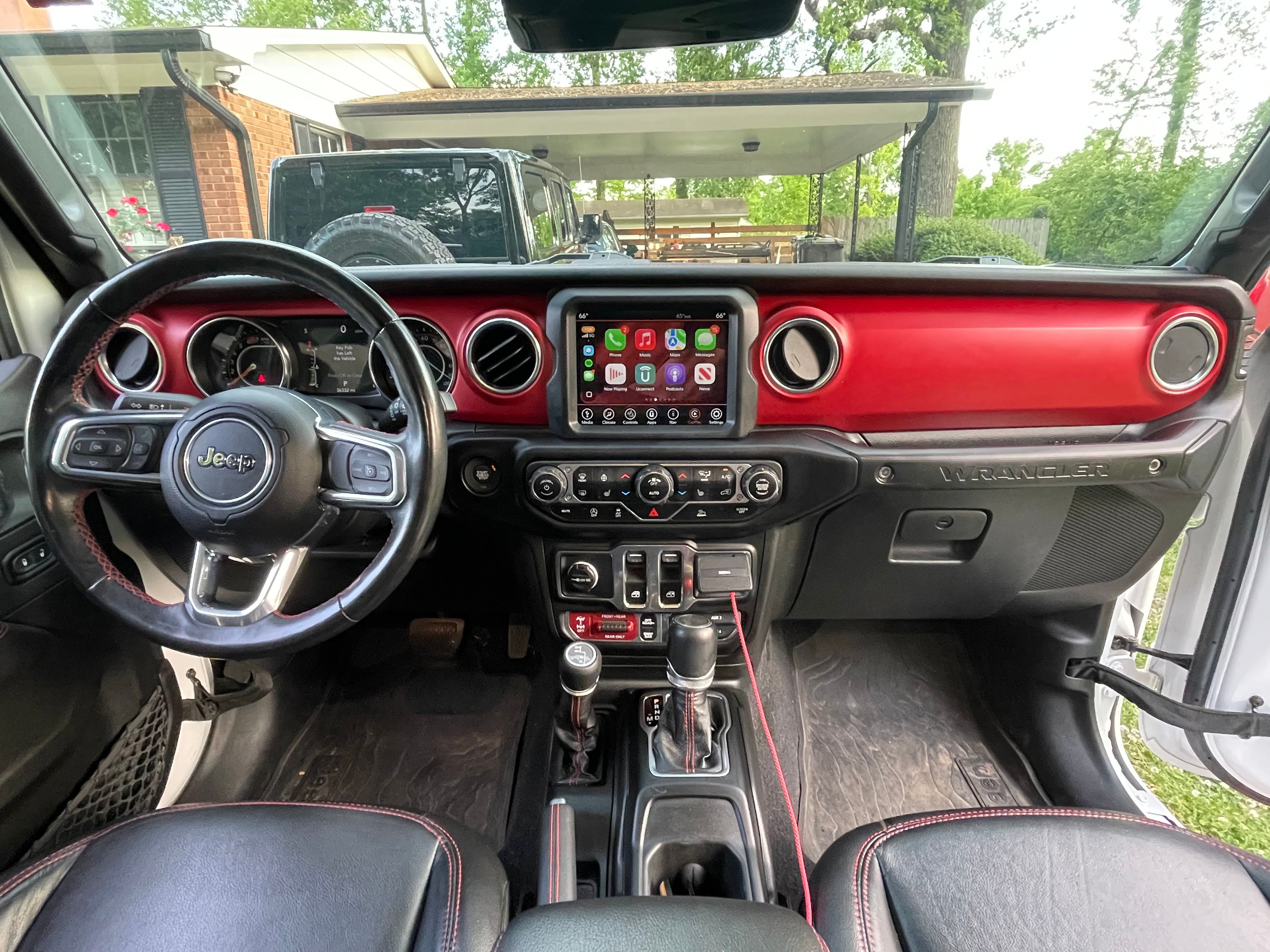 Used 2023 Jeep Wrangler Rubicon w/ Cold Weather Group AWD/4WD image 15