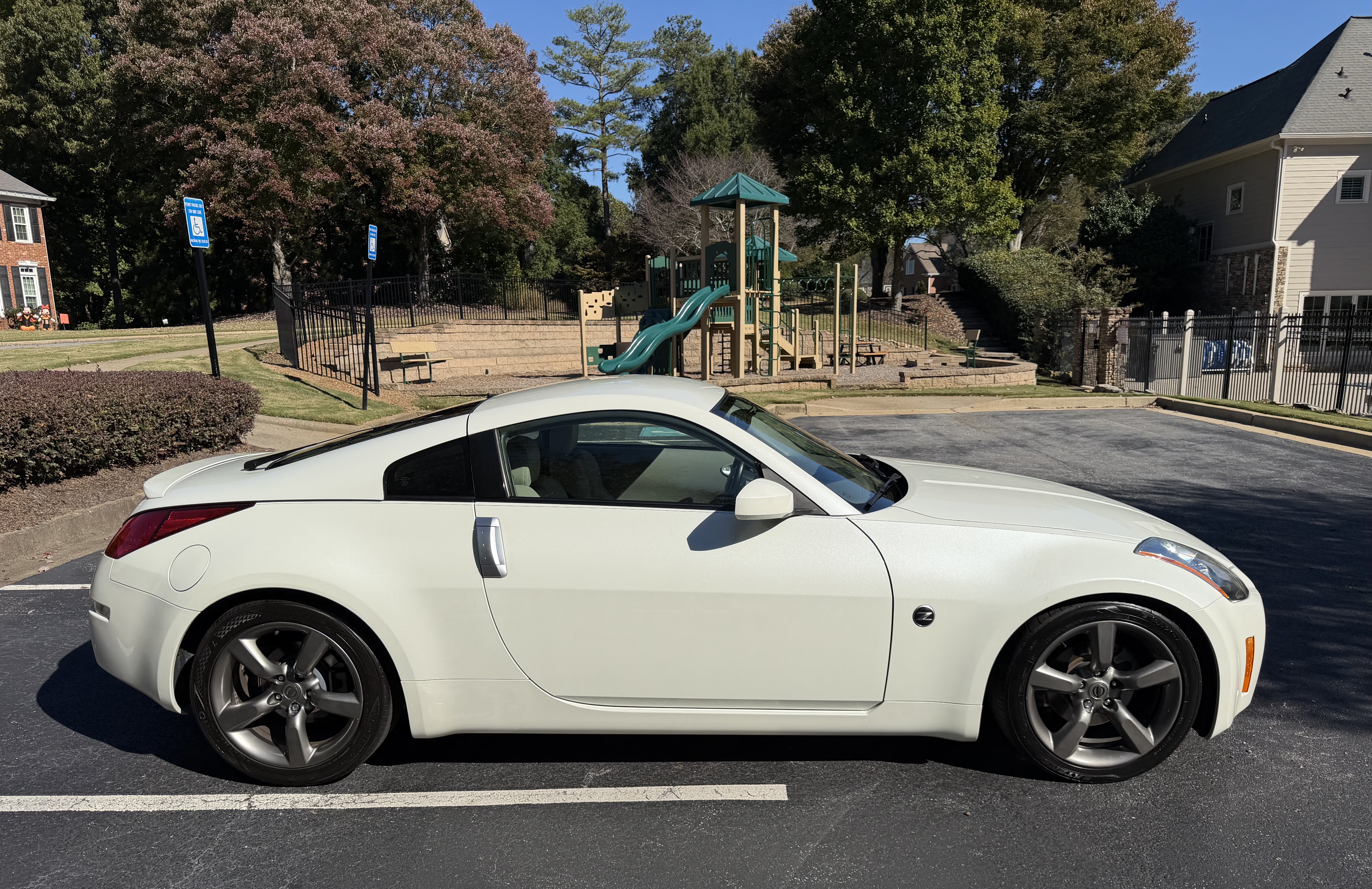Used 2003 Nissan 350Z Touring w/ Aerodynamics Pkg RWD image 5