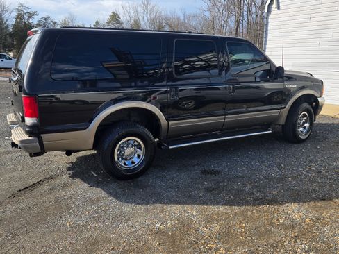 Used 2000 Ford Excursion Limited image 2