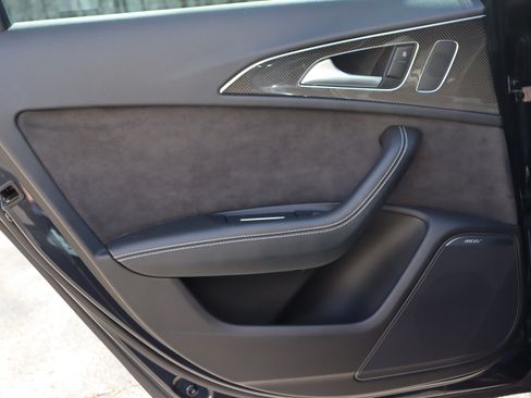 Used 2017 Audi S6 Premium Plus w/ S6 Sport Package image 18