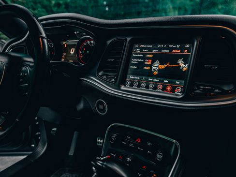 Used 2017 Dodge Challenger R/T Scat Pack image 16