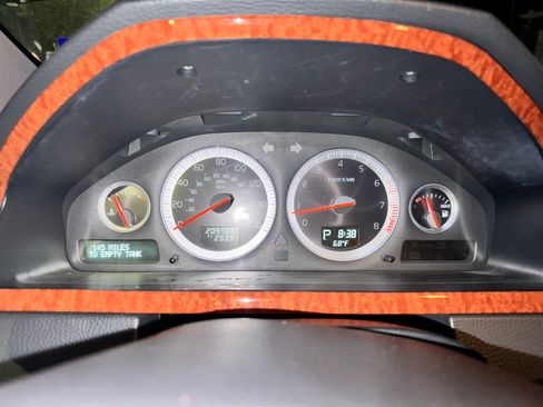 Used 2014 Volvo XC90 3.2 image 23