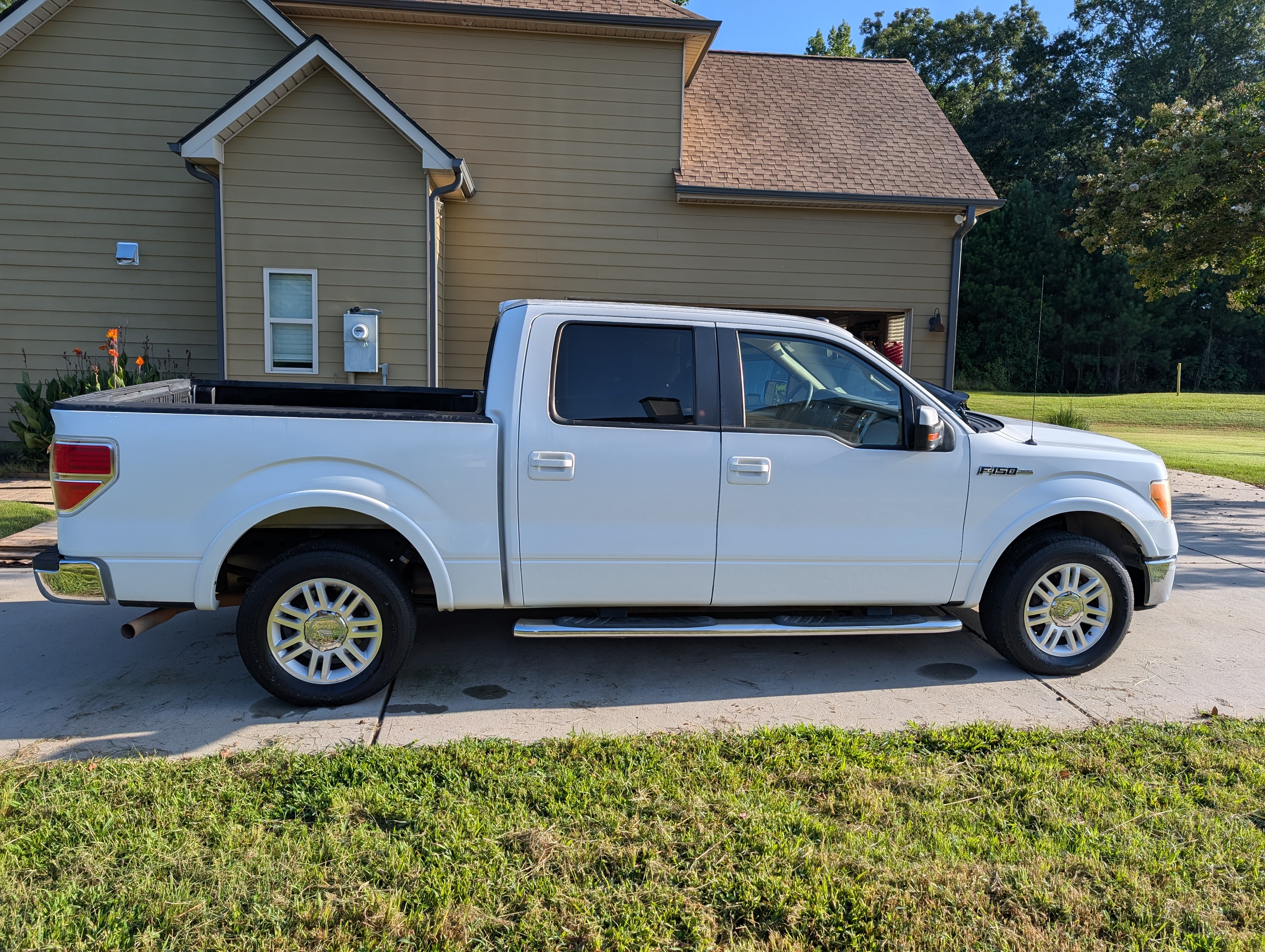 Used 2010 Ford F150 XLT RWD image 9