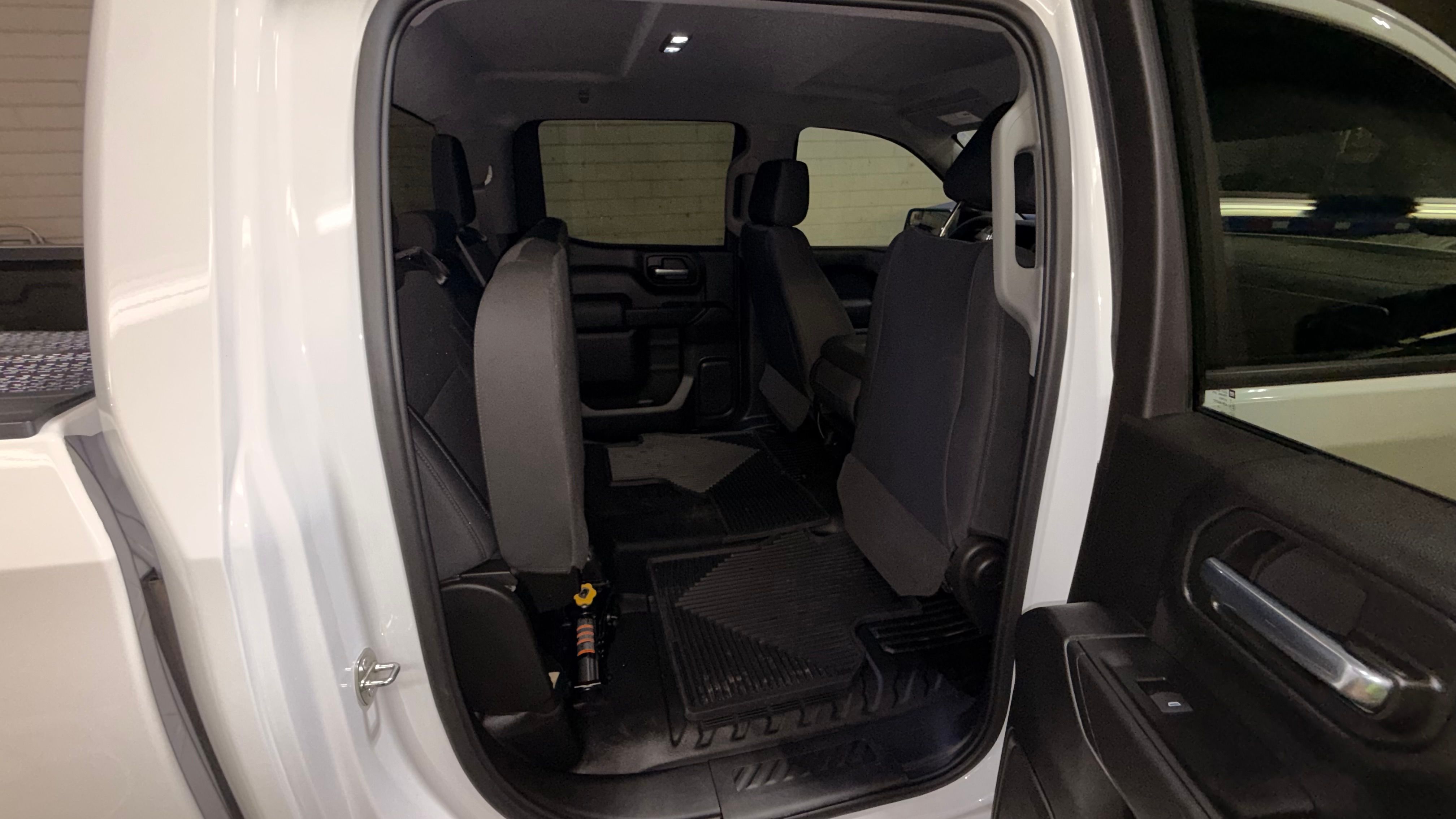 Used 2020 Chevrolet Silverado 1500 W/T w/ WT Value Package AWD/4WD image 11