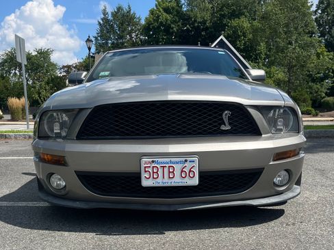 Used 2009 Ford Mustang Shelby GT500 RWD image 8