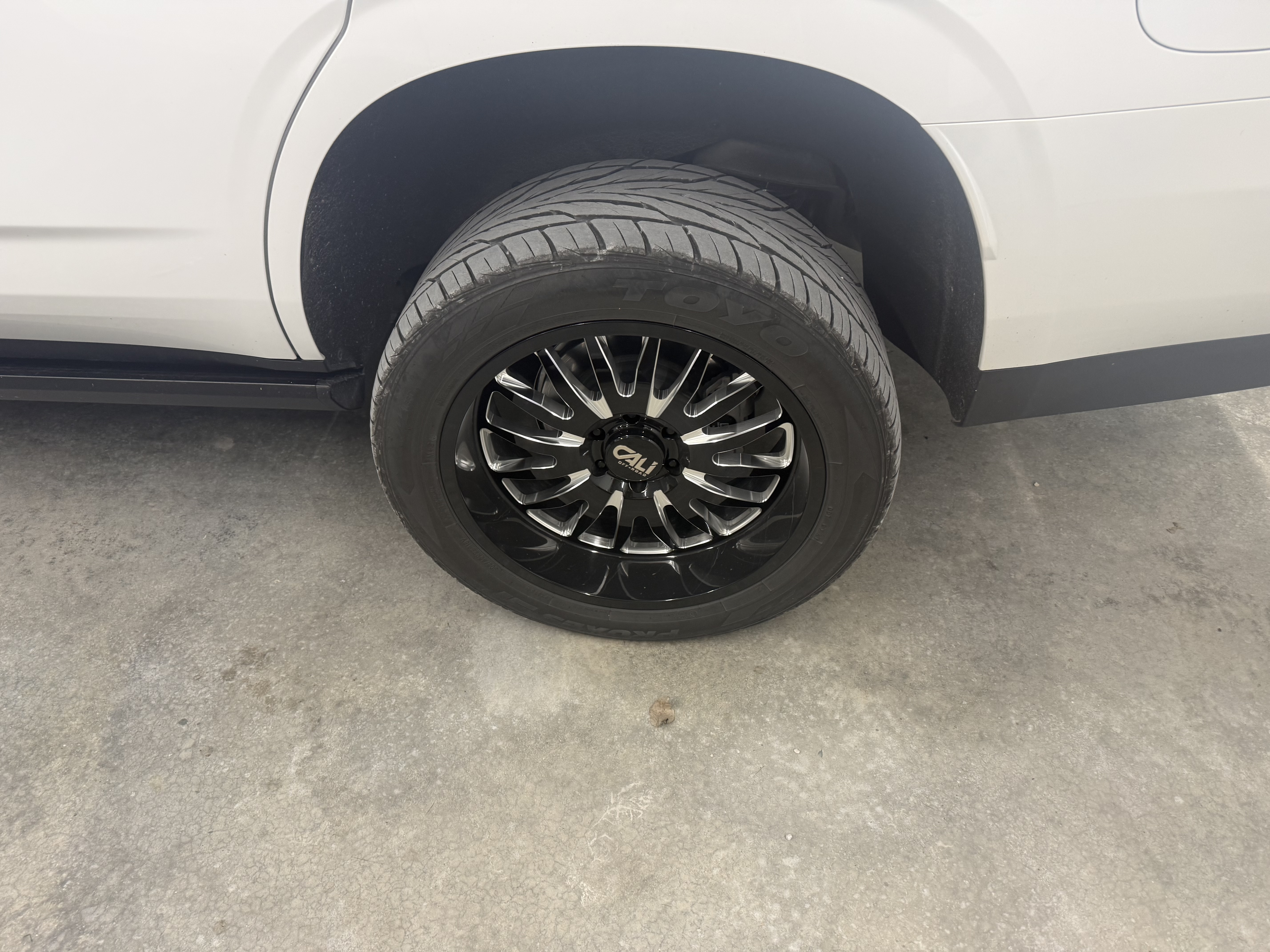 Used 2023 Chevrolet Tahoe High Country AWD/4WD image 6