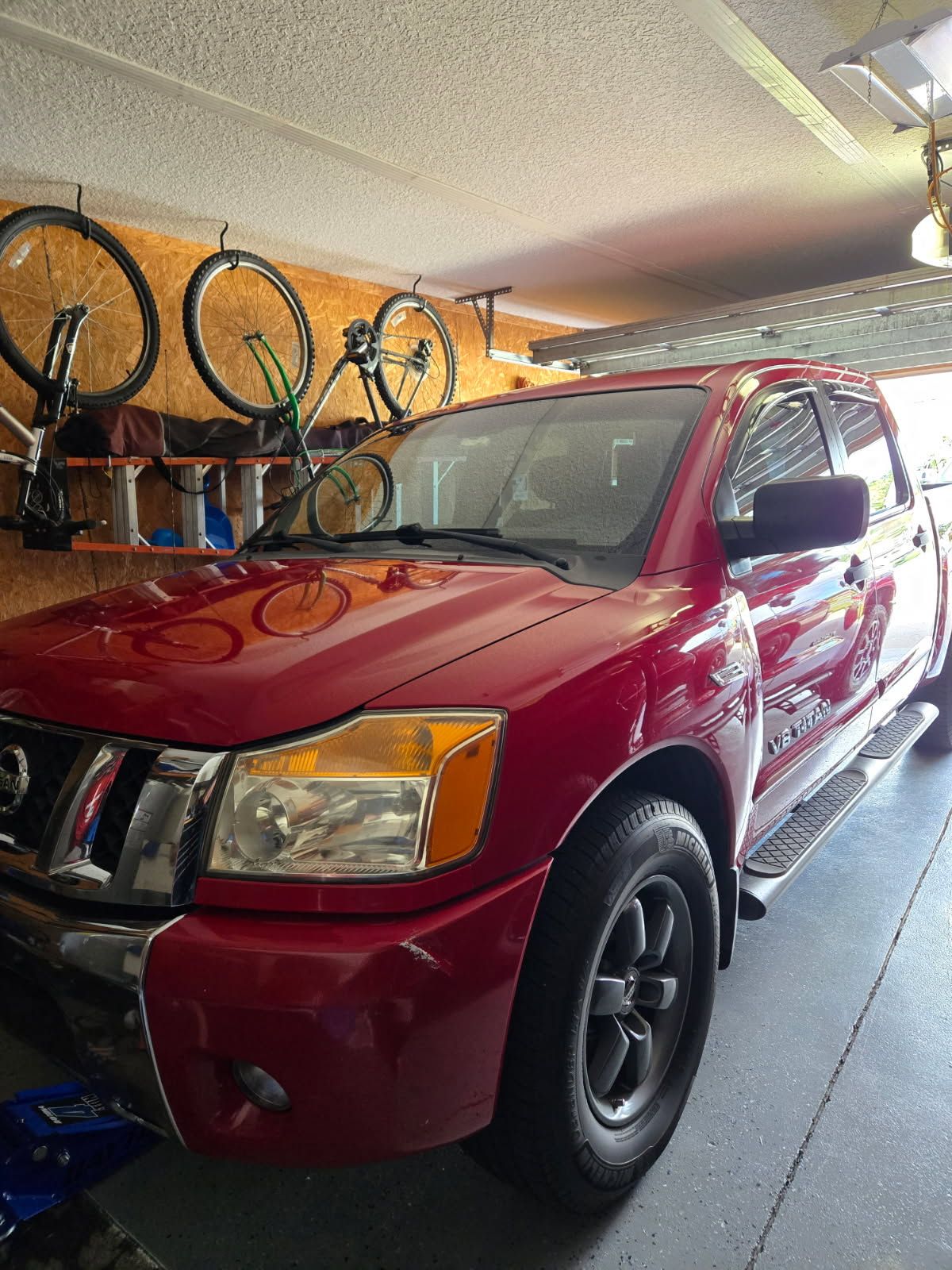 Used 2012 Nissan Titan SV w/ SV Value Truck Pkg RWD image 20