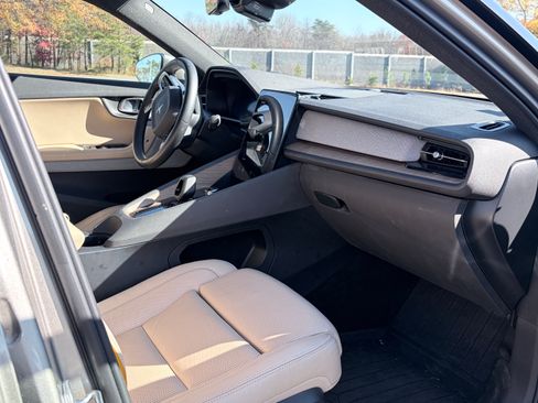 Used 2021 Polestar Polestar 2 w/ Performance Package image 21