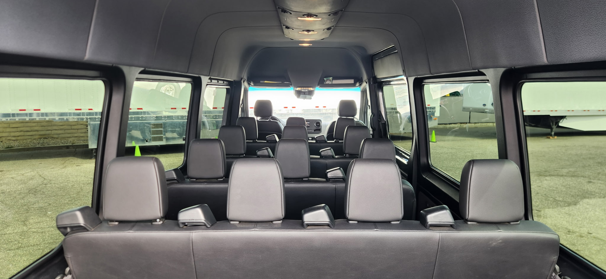 Used 2019 Mercedes-Benz Sprinter 2500 image 6