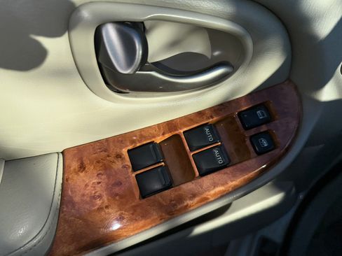 Used 2004 INFINITI I35 image 8