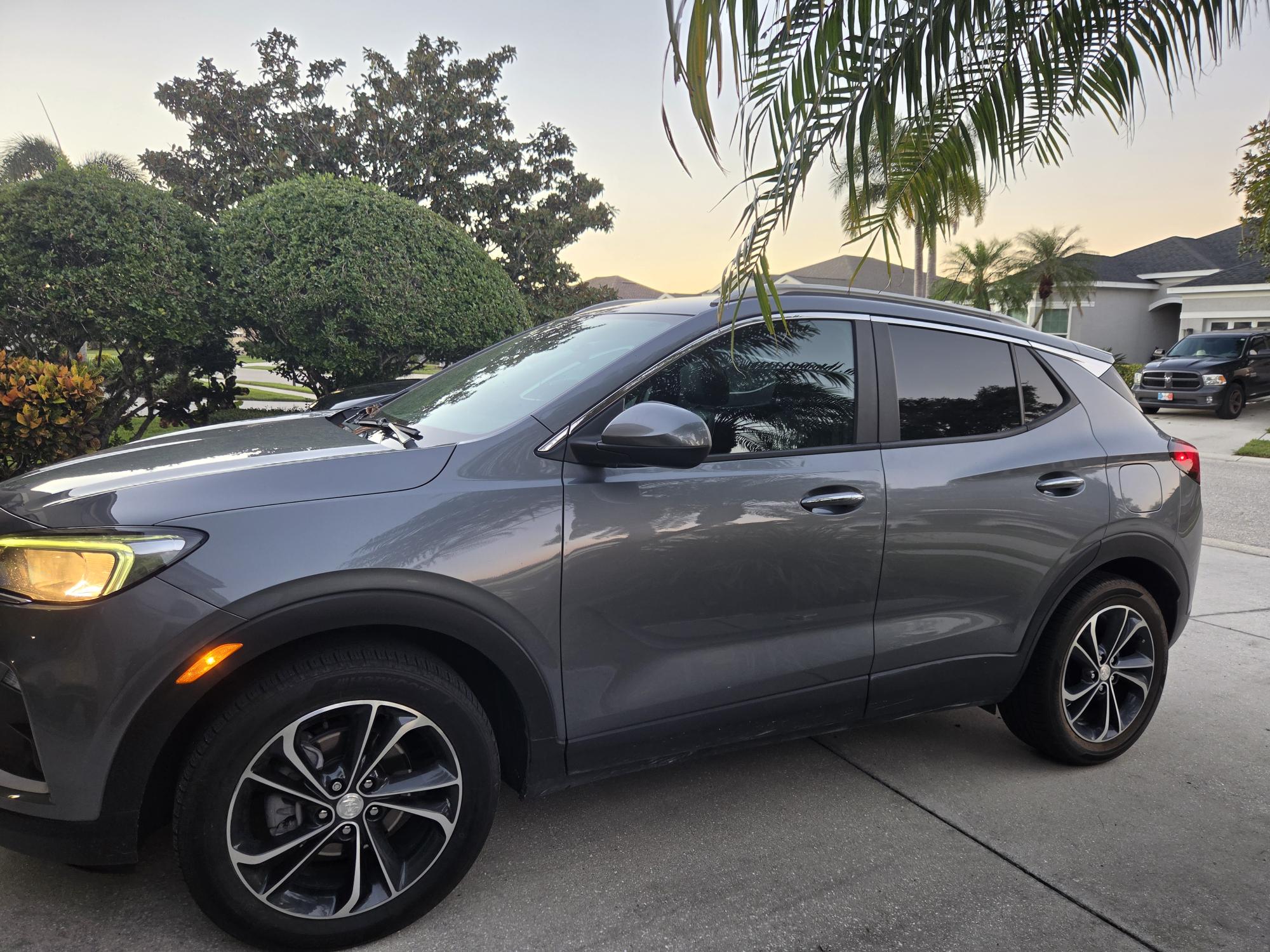 Used 2020 Buick Encore GX Select FWD image 1