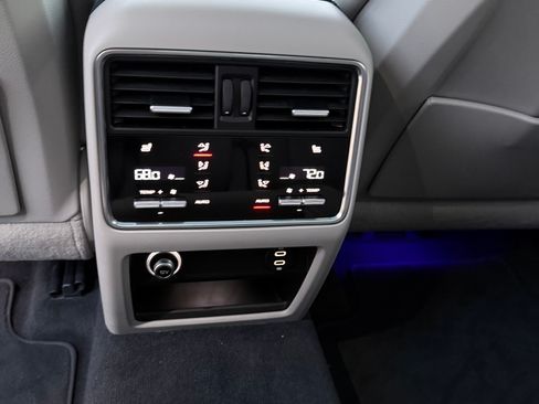 Used 2021 Porsche Cayenne GTS image 16