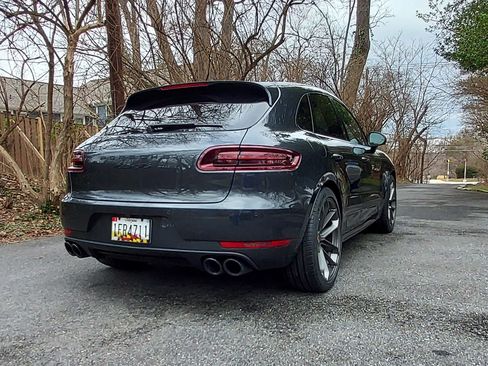 Used 2018 Porsche Macan GTS image 5