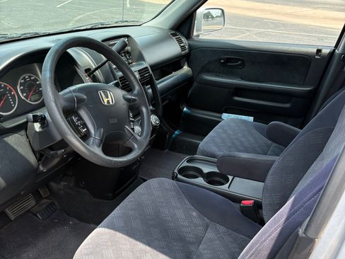 Used 2005 Honda CR-V EX image 10