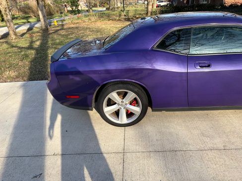 Used 2010 Dodge Challenger SRT8 w/ SRT Option Group II image 6