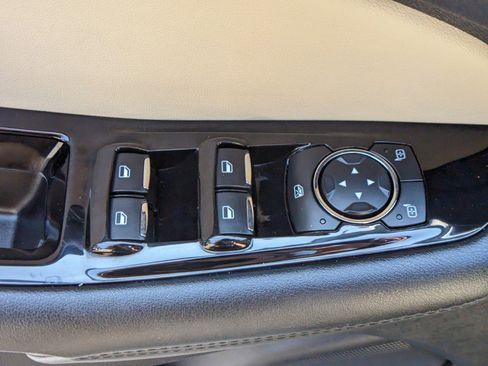 Used 2020 Ford Edge SEL w/ Convenience Package image 14