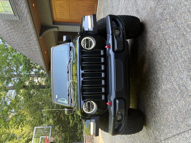Used 2018 Jeep Wrangler Unlimited Rubicon AWD/4WD image 1
