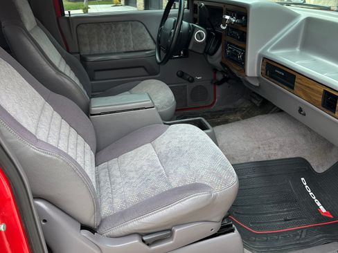 Used 1996 Dodge Dakota 2WD Club Cab image 10
